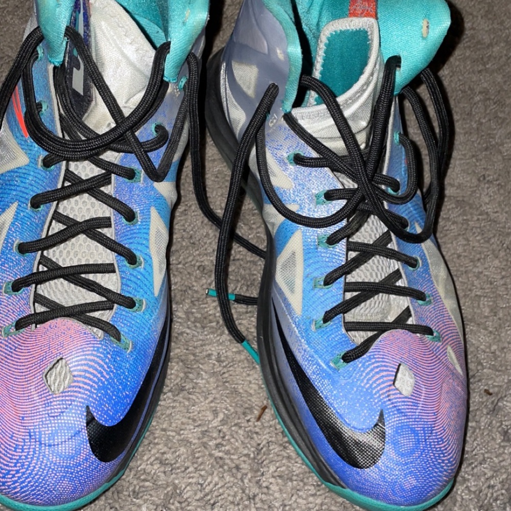 Nike Lebron X ReEntry size 10